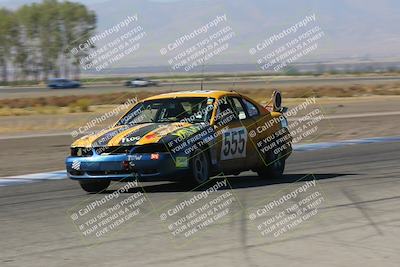 media/Oct-01-2022-24 Hours of Lemons (Sat) [[0fb1f7cfb1]]/10am (Front Straight)/